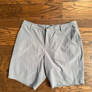 Banana republic men’s size 40 Classic Gray Men's Flat Front Shorts stretchy